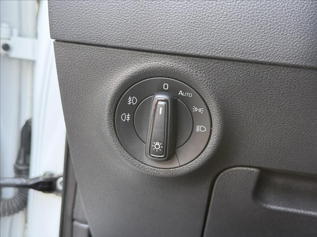 Škoda Karoq SUV / Terénní 1,6 l 85 kw