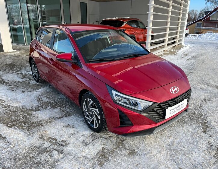 Hyundai i20 8