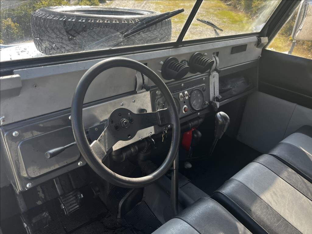 Land Rover Ostatní Ostatní 2,3 l 46 kw