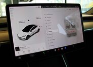 Tesla Model 3 17