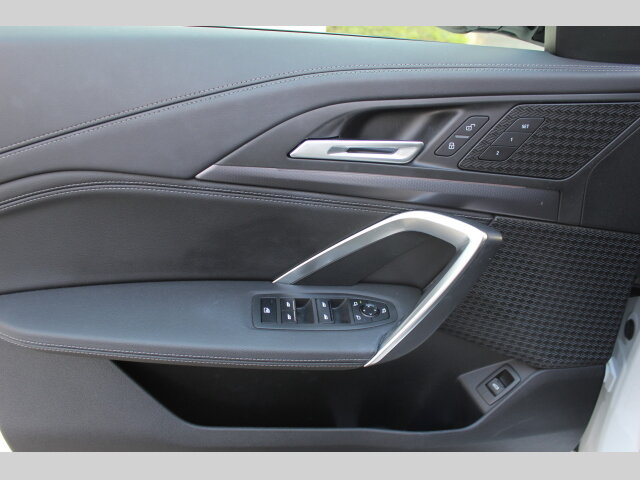 BMW X1 SUV 2,0 l 145 kw