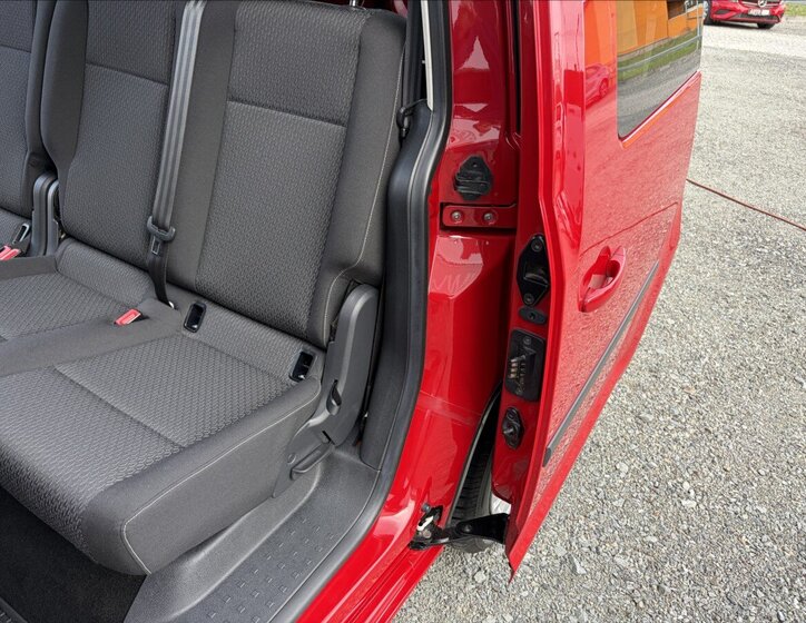 Volkswagen Caddy Kombi 2,0 l 75 kw