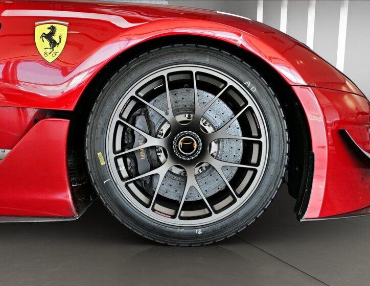 Ferrari 599 Kupé 6,0 l 551 kw