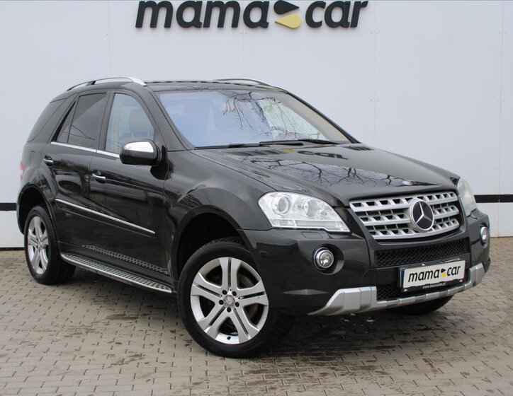 Mercedes-Benz Třídy M SUV 3,0 l 165 kw