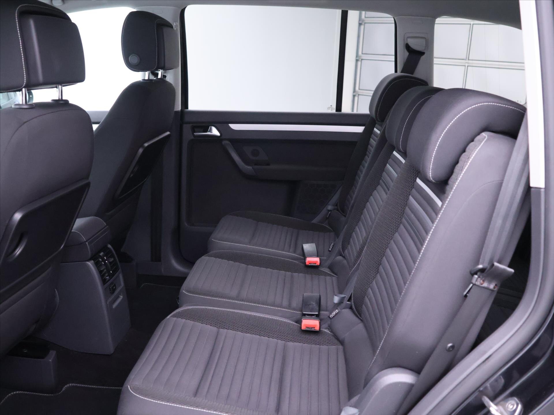 Volkswagen Touran MPV 1,2 l 77 kw