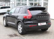 Volvo XC40 4