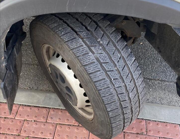 Iveco Daily Skříň 3,0 l 132 kw