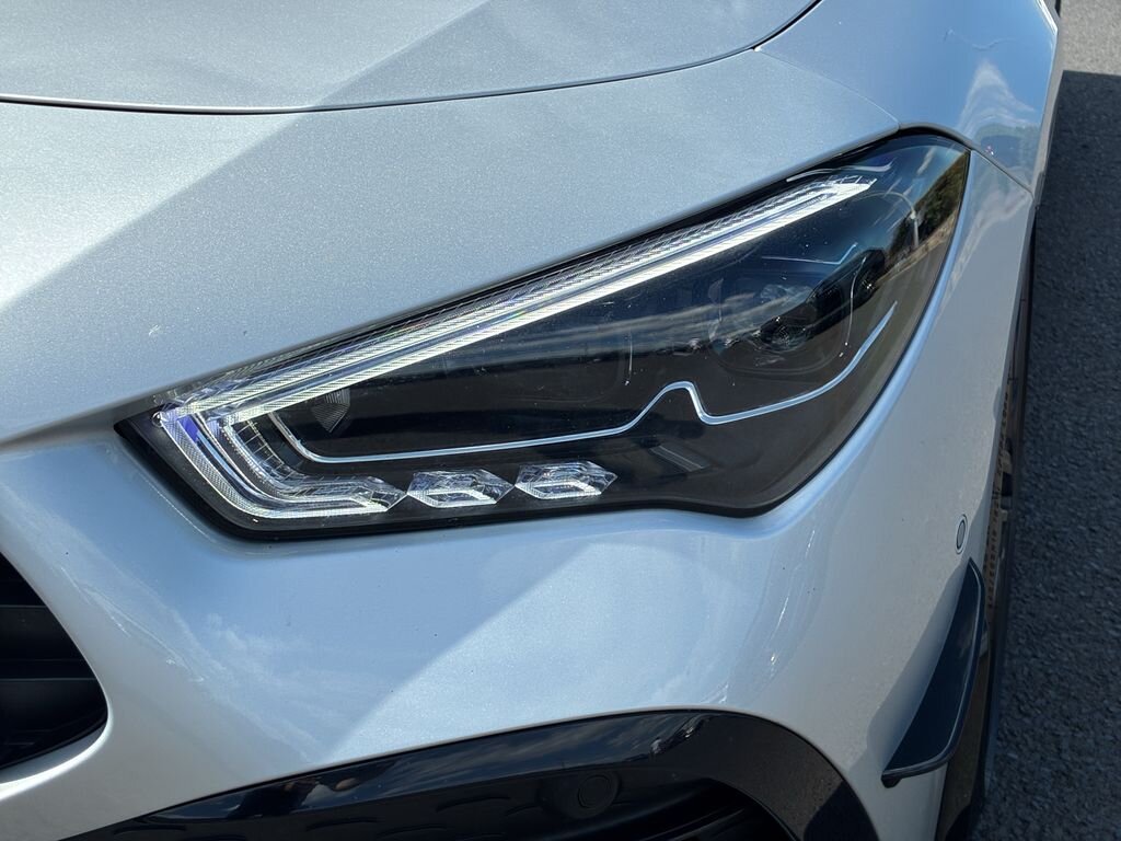 Mercedes-Benz CLA Kombi 2,0 l 225 kw