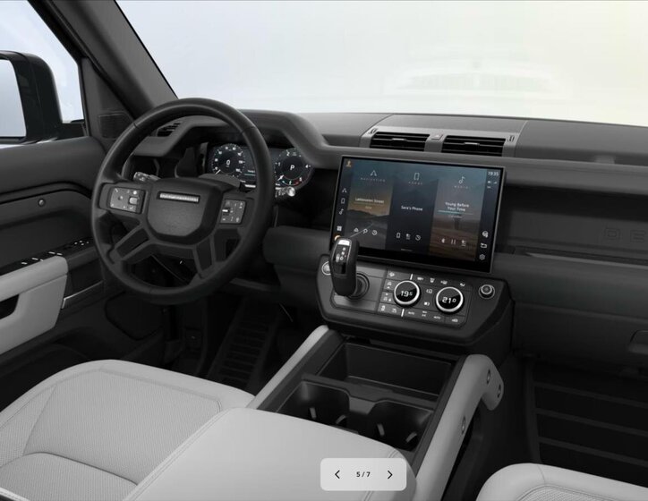 Land Rover Defender SUV / Terénní 3,0 l 147 kw