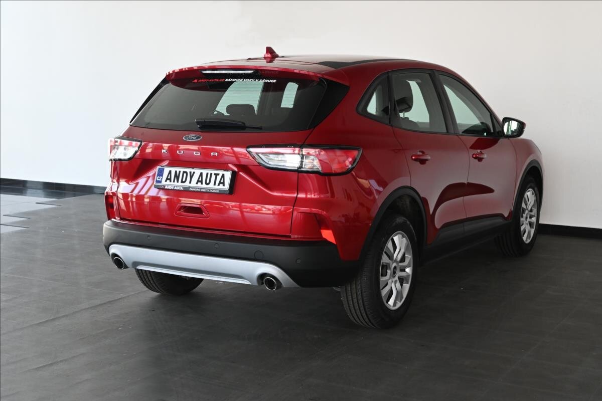 Ford Kuga SUV / Terénní 1,5 l 88 kw