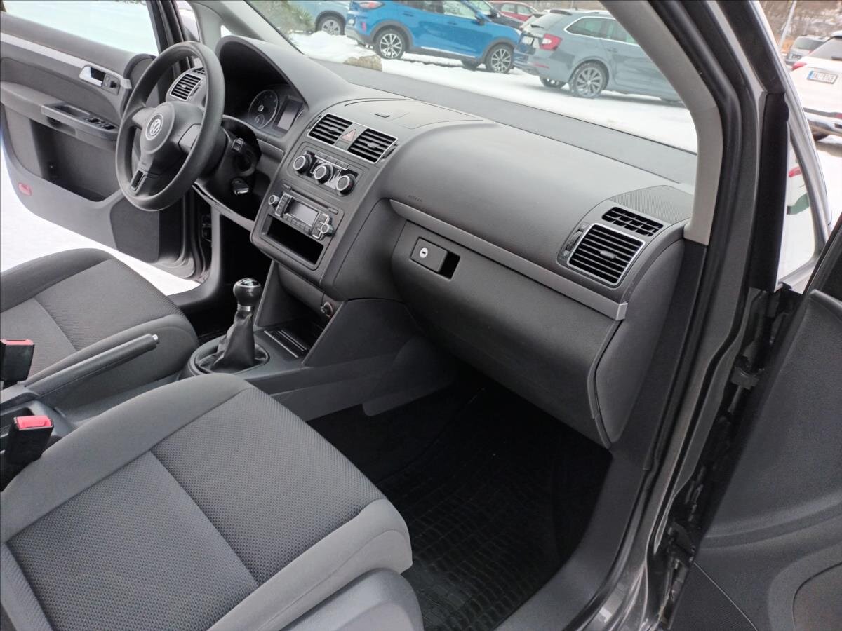 Volkswagen Touran MPV 1,2 l 77 kw