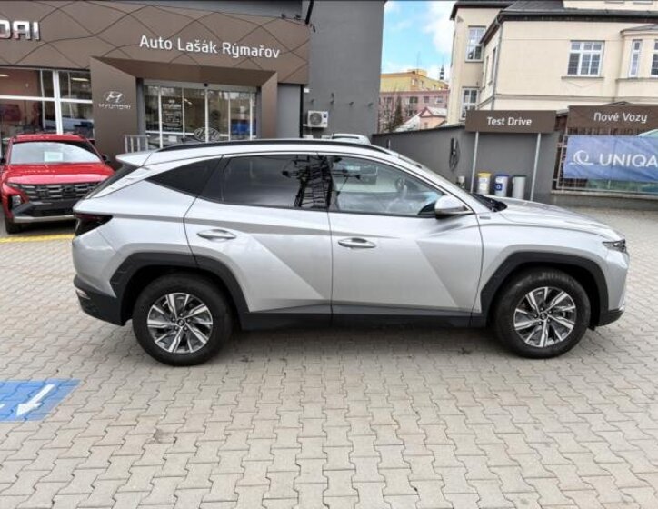 Hyundai Tucson SUV / Terénní 1,6 l 85 kw