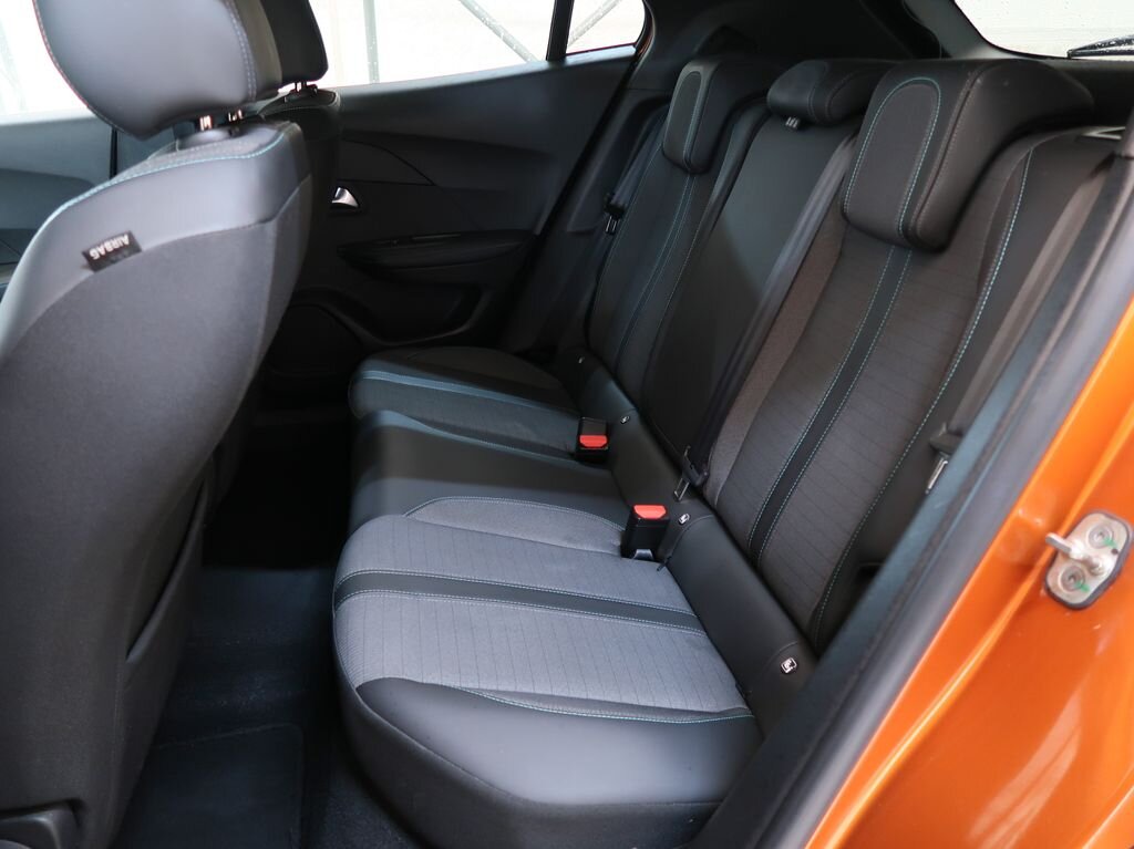 Peugeot 2008 SUV 1,2 l 74 kw