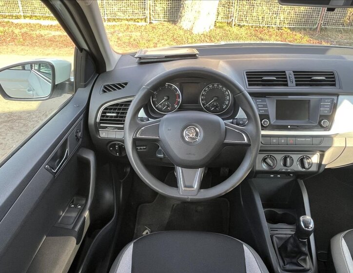 Škoda Fabia 15