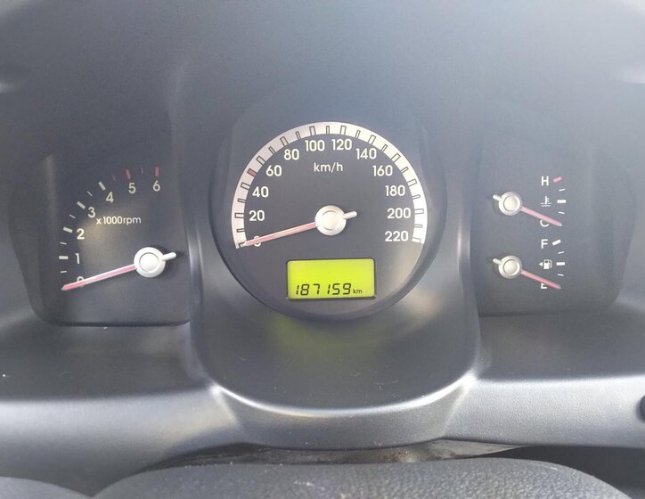 KIA Sportage SUV / Terénní 2,0 l 103 kw