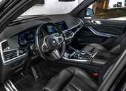 BMW X7 13