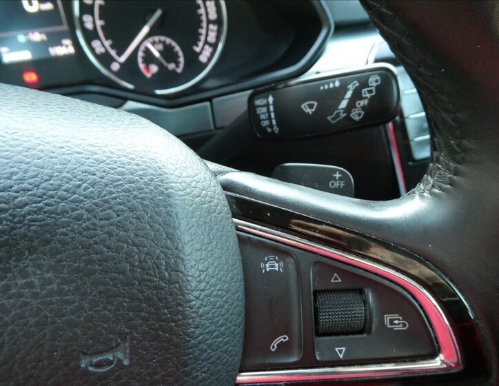 Škoda Superb Kombi 2,0 l 110 kw