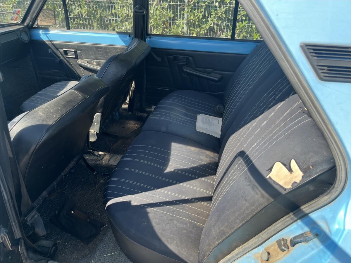 Škoda 105 Sedan 1,0 l 33 kw