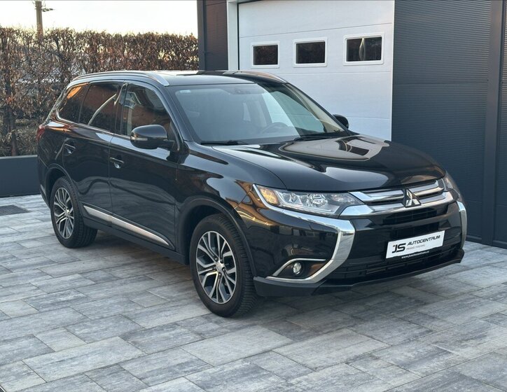 Mitsubishi Outlander SUV / Terénní 2,3 l 110 kw