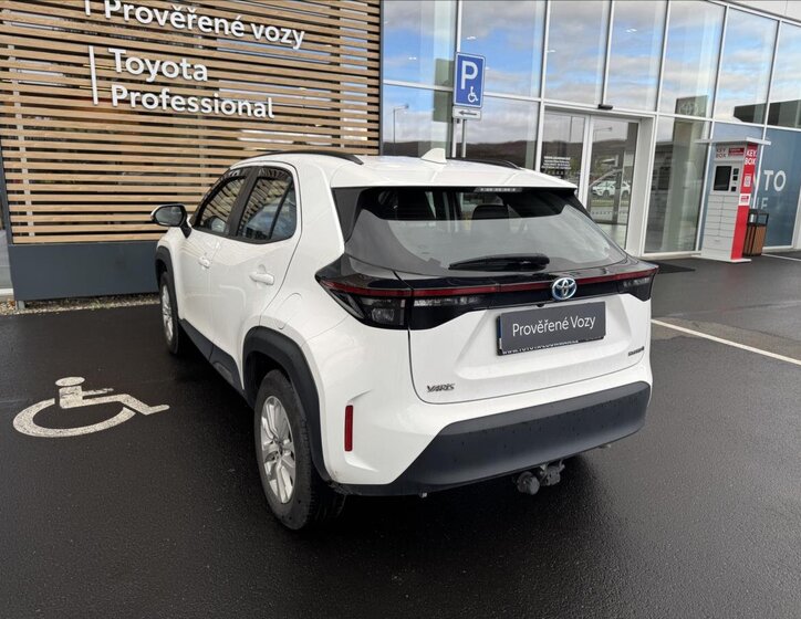 Toyota Yaris Cross 15