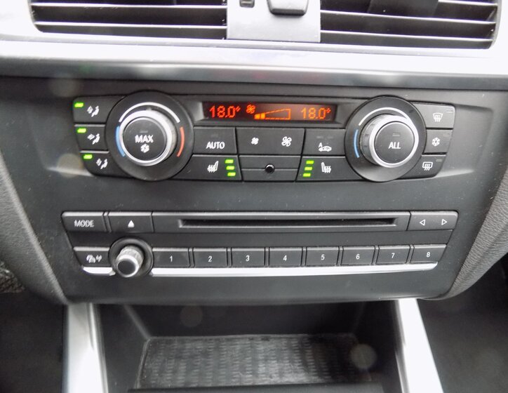 BMW X3 SUV / Terénní 2,0 l 135 kw