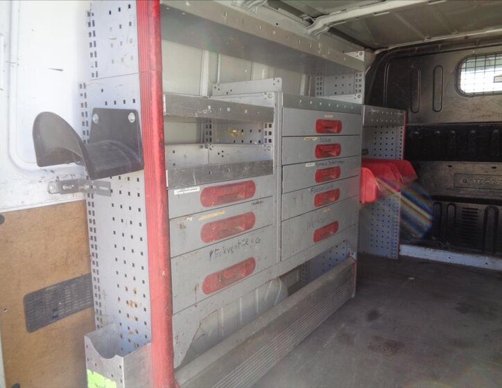 Ford Transit Skříň 2,2 l 74 kw