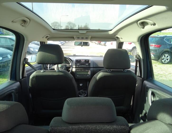 Škoda Roomster 21