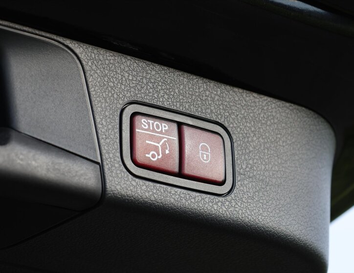 Mercedes-Benz GLB SUV 2,0 l 324 kw