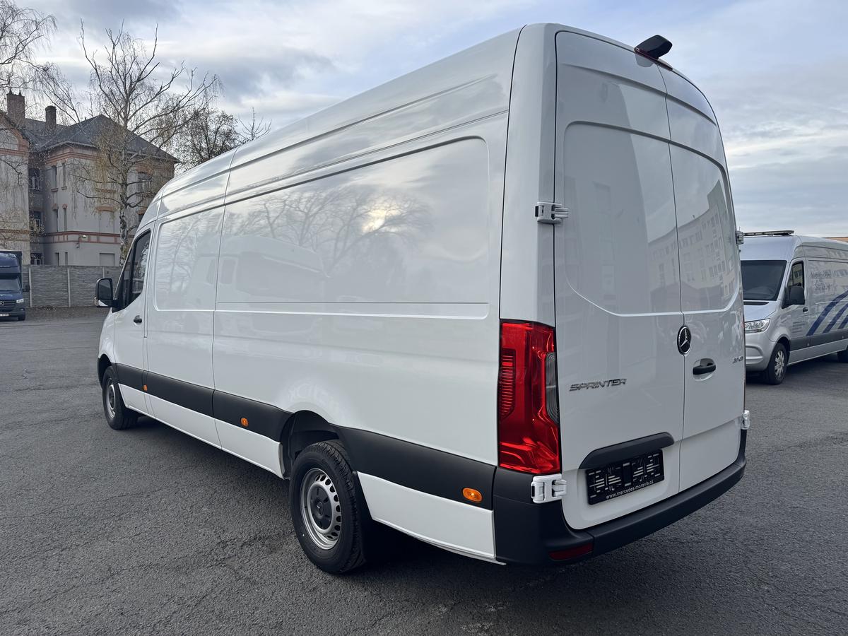 Mercedes-Benz Sprinter