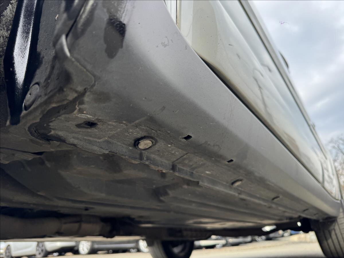 Subaru Legacy Kombi 3,0 l 180 kw