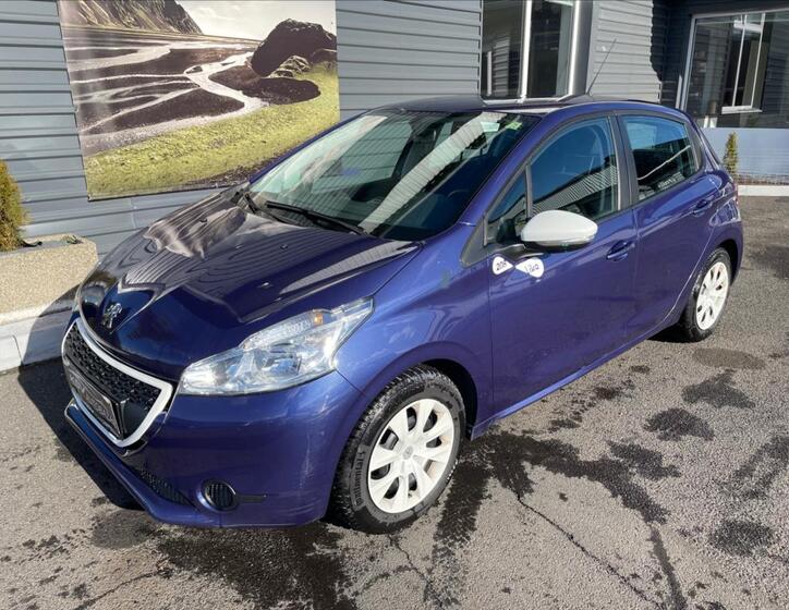 Peugeot 208 1
