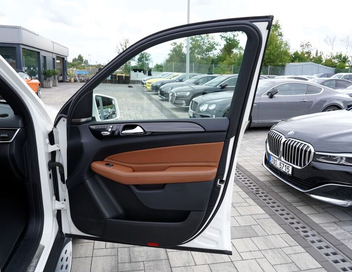 Mercedes-Benz GLS 24