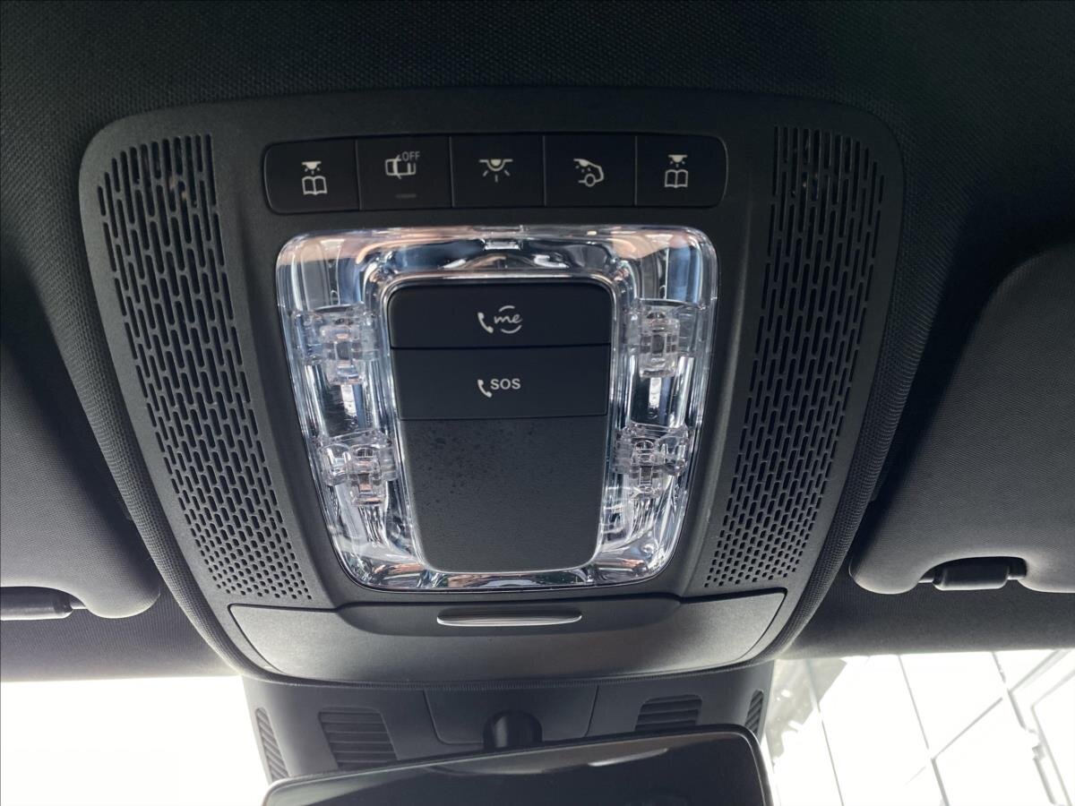 Mercedes-Benz Třídy A Hatchback 2,0 l 310 kw