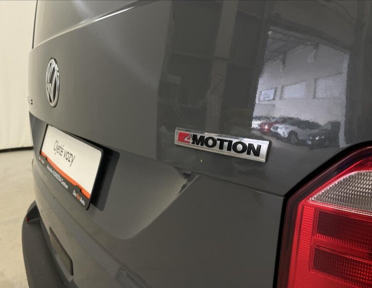 Volkswagen Transporter Kombi 2,0 l 110 kw