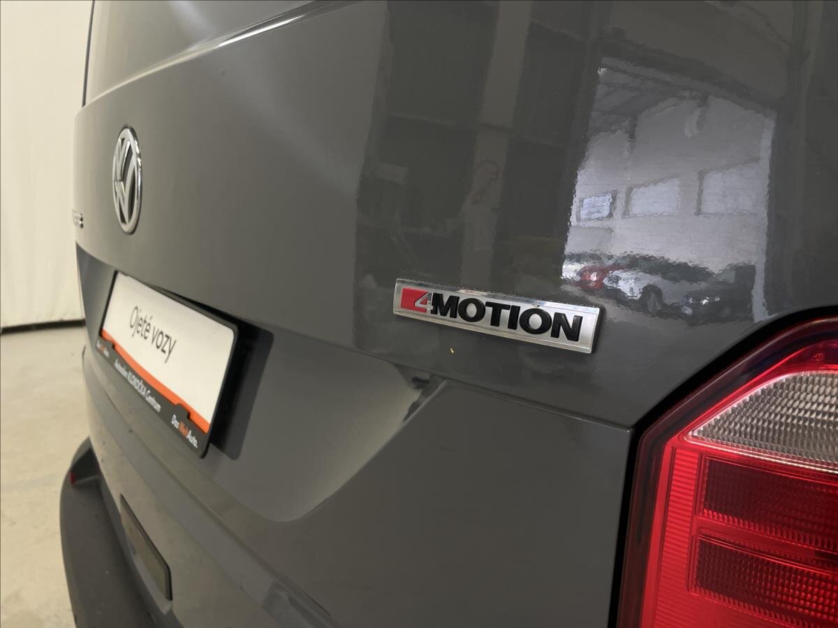 Volkswagen Transporter Kombi 2,0 l 110 kw