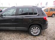 Volkswagen Tiguan 9