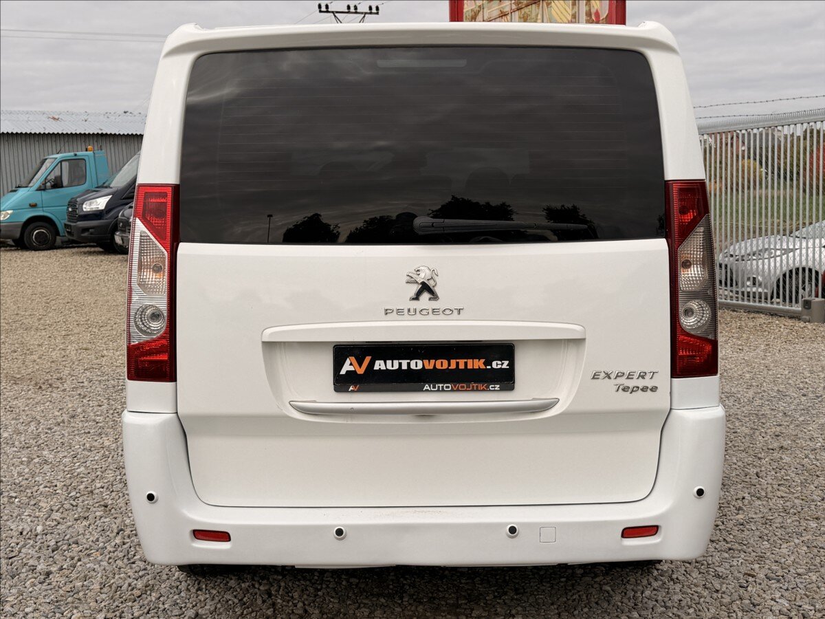 Peugeot Expert Tepee MPV 2,0 l 120 kw