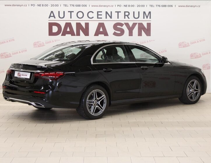 Mercedes-Benz Třídy E 4