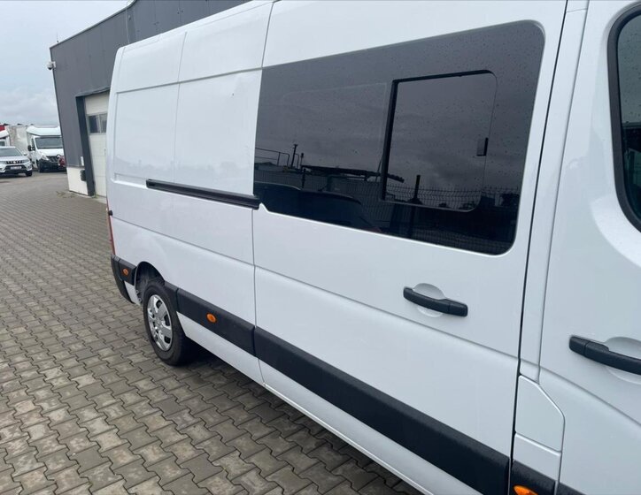 Nissan Interstar Skříň 2,3 l 100 kw