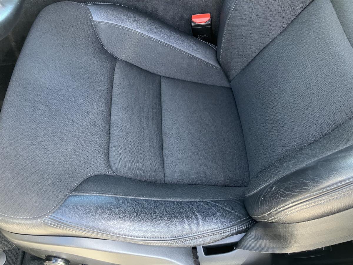 Volvo V60 Kombi 2,0 l 140 kw