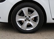 Renault Clio Hatchback 898,0 56 kw