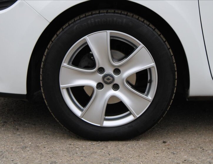 Renault Clio Hatchback 898,0 56 kw