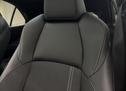 Toyota Yaris Cross SUV 1,5 l 96 kw