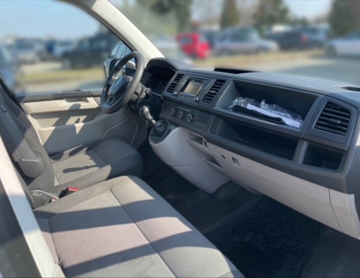 Volkswagen Transporter Skříň 2,0 l 75 kw