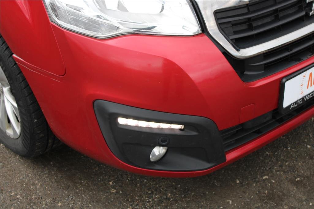 Peugeot Partner Tepee Kombi 1,6 l 88 kw