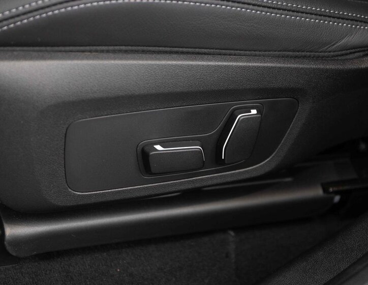 BMW X4 SUV / Terénní 2,0 l 140 kw