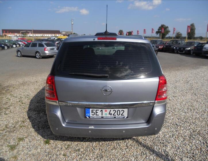 Opel Zafira 7
