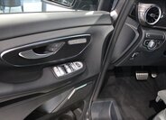 Mercedes-Benz Třídy V 9