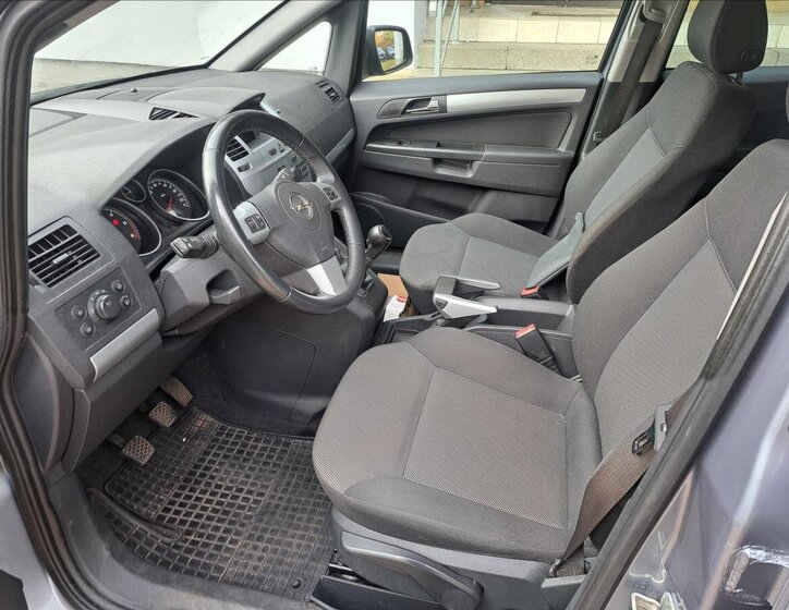 Opel Zafira Kombi 1,7 l 81 kw