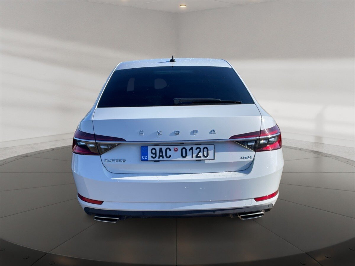 Škoda Superb Sedan / Limuzína 2,0 l 206 kw